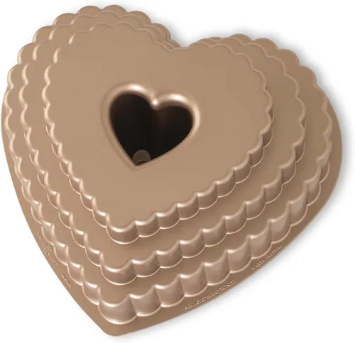 Vista 4 de Nordic Ware Elegant Heart Bundt, 10 tazas, caramelo
