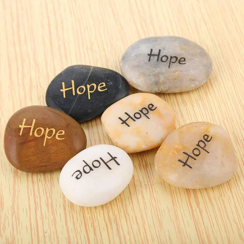 Vista 6 de RockImpact 12 piedras de esperanza grabadas inspiradoras positivas, piedras de palma para recuperación de chakras, reiki, gratitud, regalo