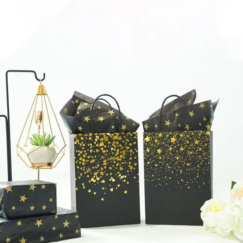 Vista 6 de Sharlity Bolsas de regalo pequeñas de color negro y dorado, 24 bolsas de papel de fiesta con papel de seda de estrella para Halloween, Año Nuevo