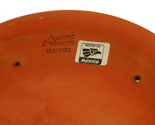 Vista 3 de Ancient Cookware, Maceta plana de arcilla mexicana Cazuela, pequeña, 3 cuartos de galón