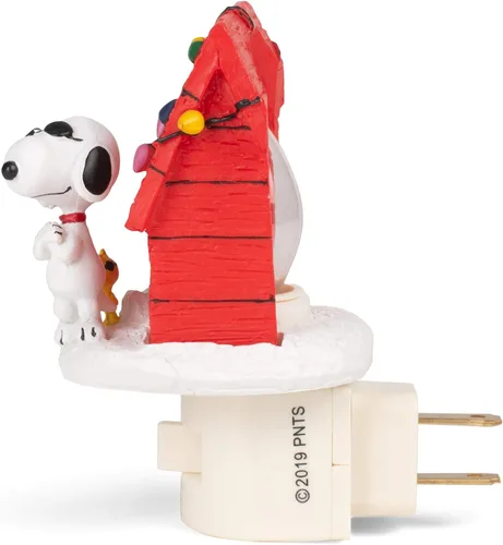 Vista 5 de Peanuts - Casa de perro de Navidad con luz nocturna fresca de Snoopy Joe de 4.25 pulgadas de alto