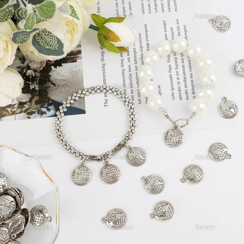 Vista 6 de AUEAR, Paquete de 100 dijes de globo de aleación de tierra de plata para hacer joyas, pulseras y collares