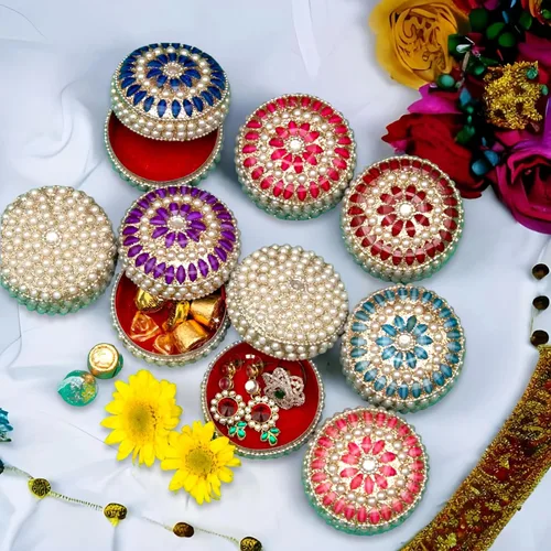 Vista 2 de Caja de perlas para joyería, recuerdo indio, recuerdo de boda, Thamboolam, boda paquistaní, recuerdo Pooja, regalo de Diwali, favor Navrathri