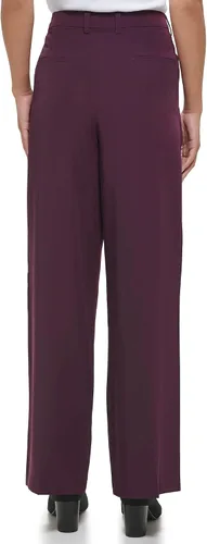Vista 4 de Calvin Klein Women's Solid Crepe Pleated Straight Leg Pant (Standard and Plus Size)