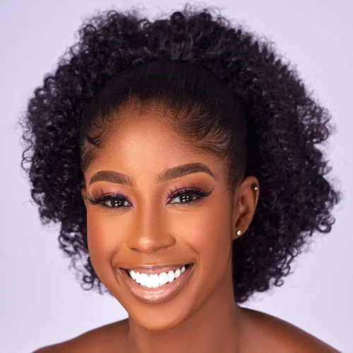 Vista 12 de Extensión de cola de caballo rizada con cordón para mujeres negras, extensiones de cabello sintético corto afro kinkys rizado con dos clips (1#)