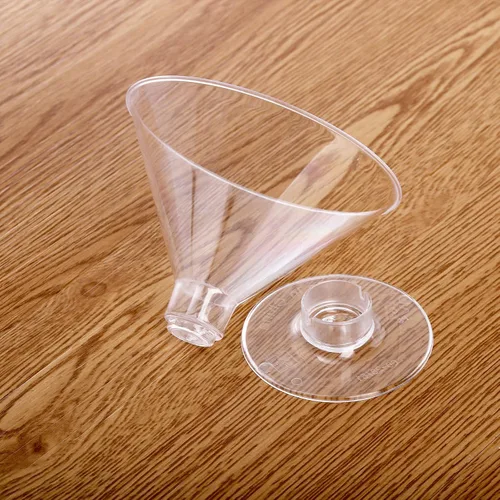 Vista 4 de Frcctre Paquete de 80 vasos de Martini de plástico de 5 onzas desechables, vasos de cóctel transparentes para postre, tazas de parfait, para tirador