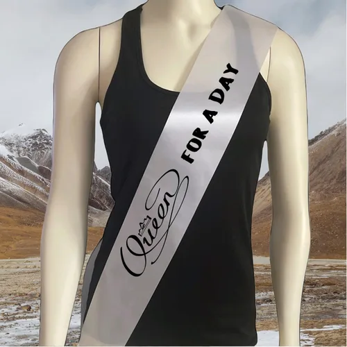 Vista 3 de Queen for a Day Sash - Regal Accessory for Special Occasions Pink