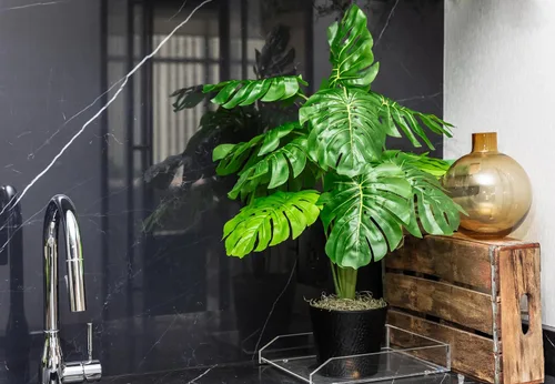 Vista 6 de LCG Florals Planta Monstera artificial de 3 pies, en maceta, planta de esquina falsa grande para interiores, vegetación sintética realista
