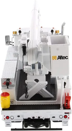 Vista 6 de Diecast Masters Escala 1:32 Peterbilt Modelo 536 con cuerpo de servicio aéreo Altec AA55, cabina blanca y cuerpo blanco Serie de transporte