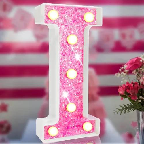 Vista 24 de Letras rosas iluminadas con purpurina, letras del alfabeto rosas, letreros de luces LED en marquesina rosas con batería para iluminación nocturna