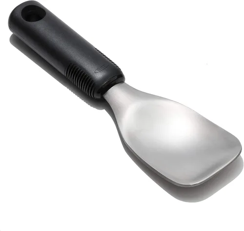 Vista 11 de OXO Good Grips - Pala de helado de acero inoxidable, talla única Agarre antideslizante, ancho. Cuchilla plana resistente, ideal para recoger