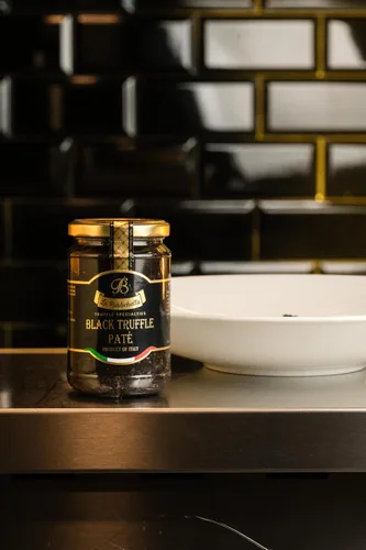Vista 3 de La Rustichella - Paté de trufa negra 3.17 oz (90 gr) - 100% fabricado en Italia Vegano, sin gluten, sin colesterol