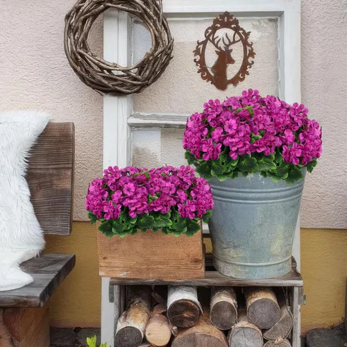 Vista 4 de 2 piezas de geranios artificiales para exteriores, flores de cementerio de seda, color fucsia, geranios para macetero, jardín, patio, tumba, jarrón