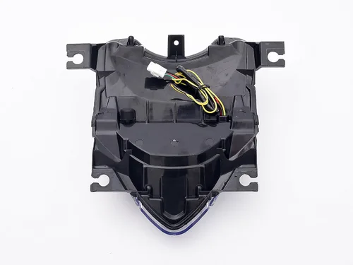 Vista 6 de Luz trasera LED para motocicleta con intermitentes compatible con Boulevard M109/R; Intruder 1800; VZR1800 Lente transparente