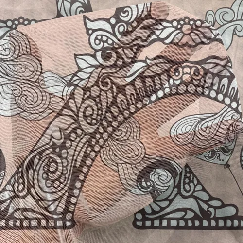 Vista 4 de Ambesonne Cortinas de tul Eiffel con bolsillo para barra, globos retro de corazón de café, remolinos de hito francés, cortina transparente