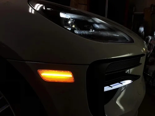 Vista 8 de iJDMTOY Kit de Luces Marcadoras Laterales de Parachoques LED Completas de Lente Transparente y Ámbar Compatible con Porsche Macan 2014-2024