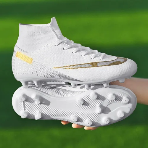 Vista 5 de Aiqzsh Tacos de fútbol para niños y niñas, zapatos de fútbol atléticos antideslizantes para exteriores e interiores