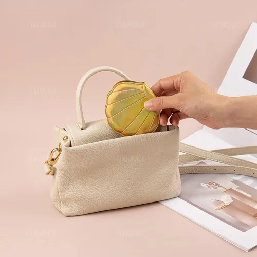 Vista 7 de AUEAR, Paquete de 4 espejos con purpurina de doble cara, espejos de maquillaje de aumento de 4 colores, mini portátil plegable para bolso, bolso