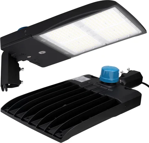 Vista 32 de RuggedGrade Vatiaje de luz LED NextGen IV de 100 W para estacionamiento Negro