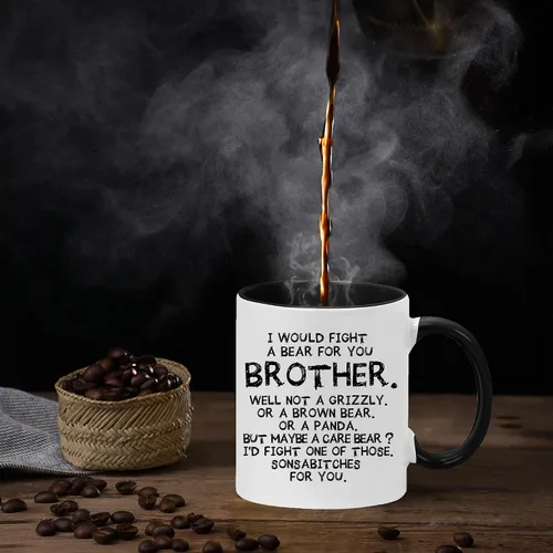 Vista 7 de Taza de café con texto en inglés "I Would Fight a Bear for You Brother" (11 onzas) (negro)