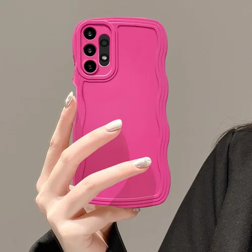 Vista 9 de UEEBAI Funda de silicona con marco ondulado para Samsung Galaxy A13 5G, lindo marco ondulado, ajuste delgado, a prueba de golpes, funda suave y Negro