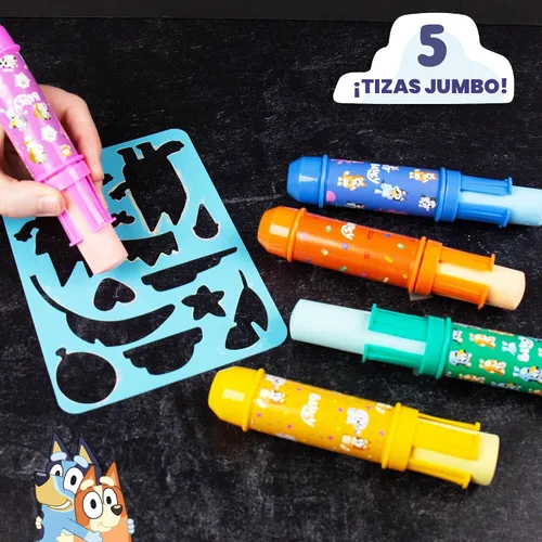Vista 5 de Arte de tiza Bluey oficial, paquete de 5, tiza vibrante para acera para niños, incluye 5 tizas, soportes para tiza y plantilla reutilizable, Teal