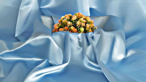 Vista 4 de MDS - Paquete de 2 yardas de tela de satén Charmeuse para arco de boda, fiesta, evento, banquete, decoración, vestido de cortina para el hogar