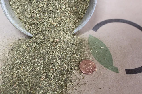 Vista 4 de Greenway Biotech - Comida de alfalfa 2.80-0.29-2.40 - Fertilizante para rosas, flores, plantas y verduras con minerales esenciales y nitrógeno