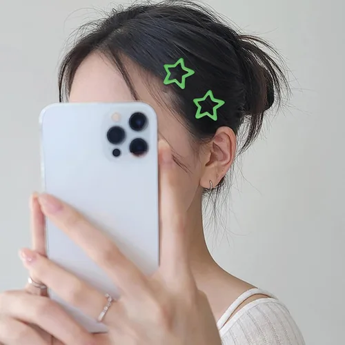 Vista 6 de Pinzas para el pelo Y2k pequeñas Kawaii antideslizantes con estrellas para el cabello, accesorios para mujeres