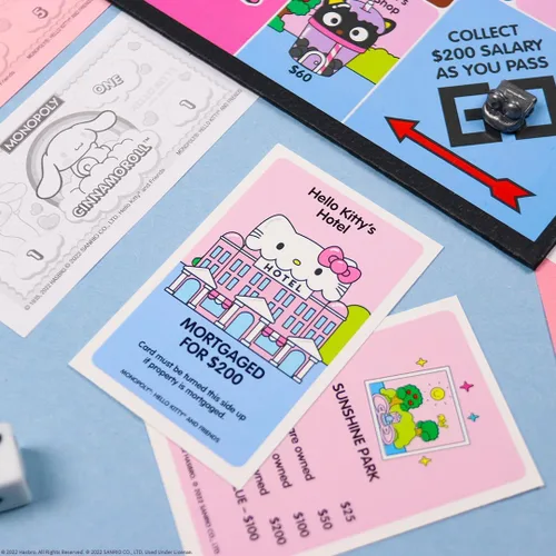 Vista 7 de Monopoly: Hello Kitty y sus amigos, Compra, vende, intercambia edificios de la serie animada, con My Melody, Badtz-Maru, Keroppi, Juego clásico