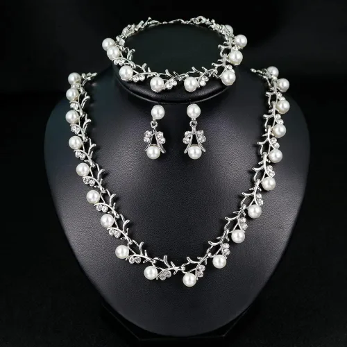 Vista 4 de Collar multicapa de perlas de imitación exageradas+pulsera+arete Collar de perlas grande Conjunto de joyas de boda para mujeres y niñas