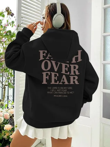 Vista 5 de Camiseta de manga corta con texto en inglés "My Favorite People Call Me Auntie", para mujer