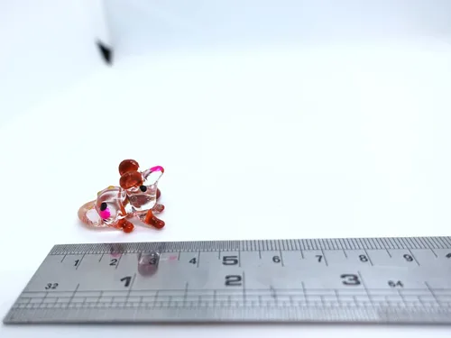 Vista 2 de Micro figuras diminutas de ratón de vidrio soplado a mano, animales, regalo coleccionable para decoración del hogar (beige)