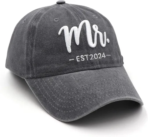 Vista 2 de Mr and Mrs Gifts 2024 Sombreros para hombres y mujeres, regalos de boda para recién casados, sombrero bordado 3D ajustable para parejas