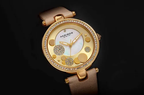 Vista 6 de Akribos Sunray Diamond Dial Reloj de mujer - Madre de perla centro y círculo lleno de cristal en una correa de cuero - AK434