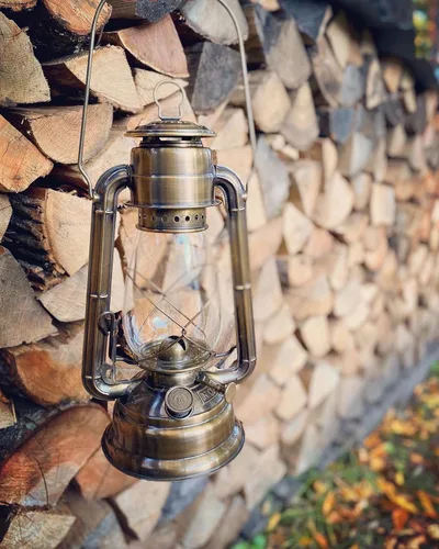 Vista 5 de Vermont Lanterns - Linterna de huracán de latón de 12.5" (latón antiguo)