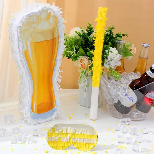 Vista 3 de Sratte Piñata de cerveza con palo y con los ojos vendados, confeti de cerveza, piñata de cristal de cerveza, taza de animaciones a cervezas