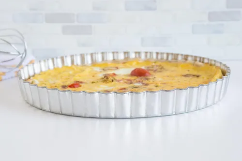 Vista 5 de Fox Run Sartén redonda para tarta/quiche con fondo extraíble, acero estañado, 8 pulgadas
