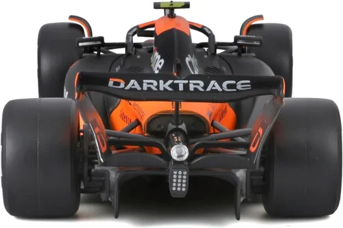 Vista 6 de Bburago 1:24 2024 Carrera McLaren MCL38 con figura, Norris #4