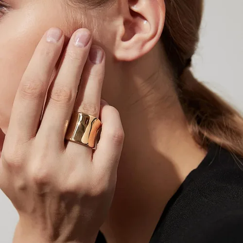 Vista 6 de Anillos chapados en oro de 14 quilates, anillos modernos de oro de banda ancha, anillos gruesos para mujeres y hombres
