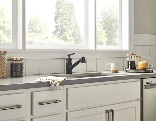 Vista 4 de Gerber Plumbing Opulencia - Grifo de cocina extraíble con retroceso SnapBack