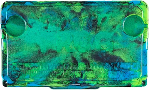 Vista 2 de USA Made Frosted Frog - Cofre de hielo de 45 cuartos de galón de camuflaje, resistente de alto rendimiento, moldeado por rotografía de grado