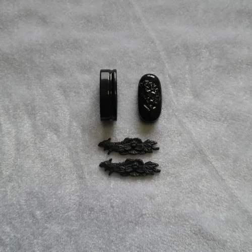Vista 53 de Espada samurái japonesa KOSHIRAE – Fuchi Kashira Menuki 01-77
