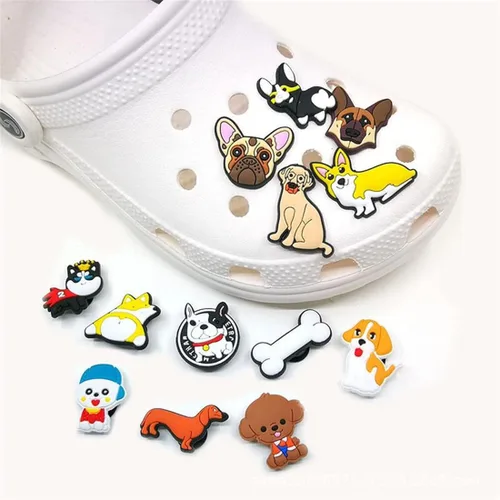 Vista 4 de Paquete de 13 dijes para zapatos Crocs para decoración de gatos, perros y cachorros