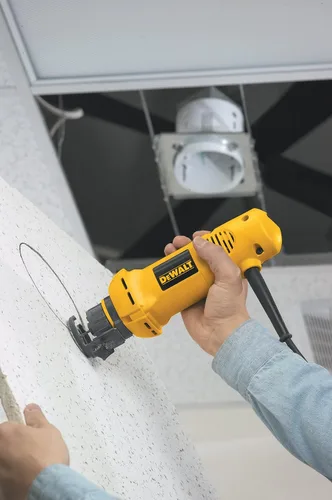 Vista 7 de DeWalt DW660 corte 5 Amp 30.000 rpm Herramienta rotatoria con 1/8 pulgadas y 1/4 pulgadas garras