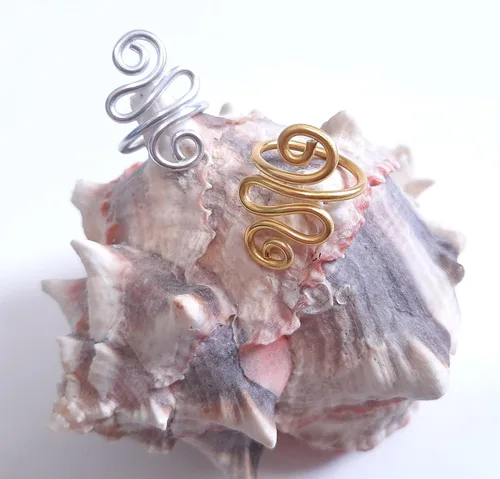 Vista 4 de Handmade Crochet Tension Ring ZigZag Wire Wrapped Knitting or Crochet Tool Crochet Gifts and Accessories Active