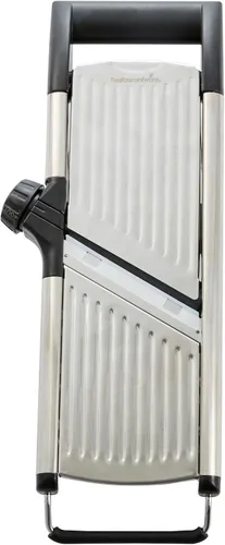 Vista 22 de Restaurantware Rebanadora de mandolina ajustable de acero inoxidable, cortador de verduras estándar alemán con protector de cuchilla, guantes