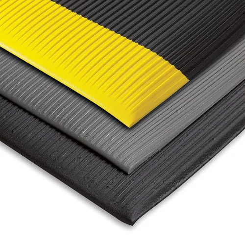 Vista 6 de NoTrax 406 Razorback™ Esterilla Antifatiga acanalada, 2' X 3' Negro/Amarillo