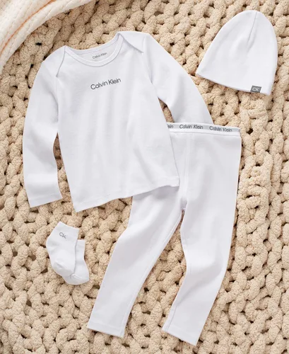 Vista 4 de Calvin Klein Organic Baby Essentials 4 Piece Essentials Set