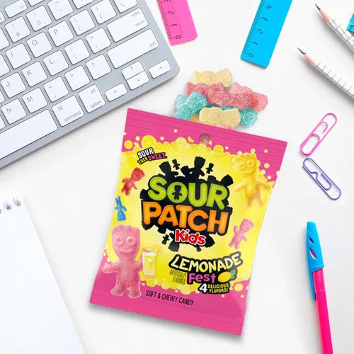 Vista 8 de SOUR PATCH KIDS Lemonade Fest - Caramelos de gomita suaves y masticables, caramelos a granel, 12 bolsas